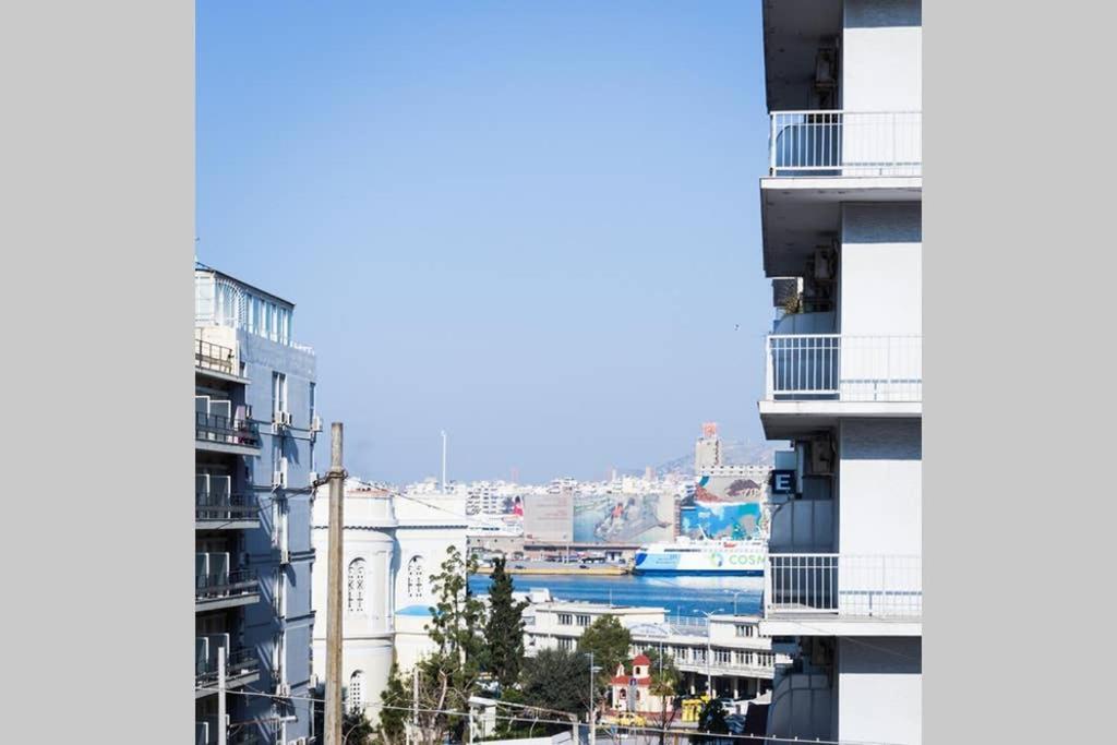 Neoclassical Apartment With 3 Bedrooms In Pireus Exteriér fotografie